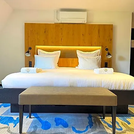 Hotel Chateau R