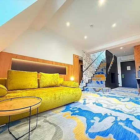 Hotel Chateau R *